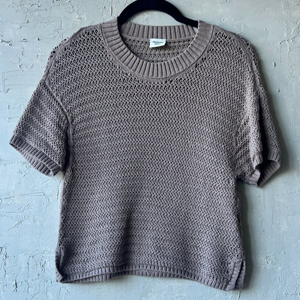 Abercrombie & Fitch Knit Short Sleeved Sweater